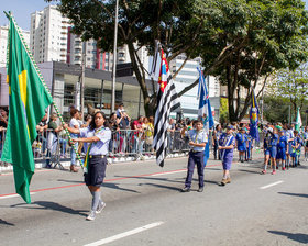 Desfile Cívico de 7 de Setembro - Av. Paulo Faccini - Bosque Maia - Dia 07/09/2019