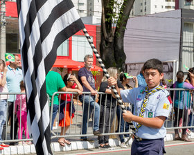 Desfile Cívico de 7 de Setembro - Av. Paulo Faccini - Bosque Maia - Dia 07/09/2019